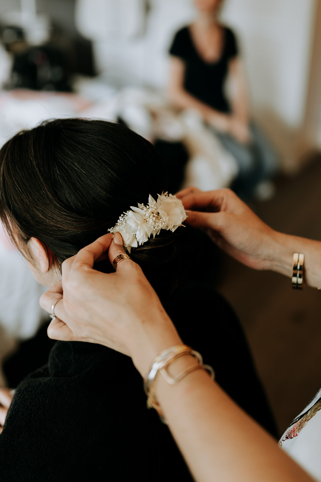 Coiffure de mariée chignon accessoire cheveux de mariée