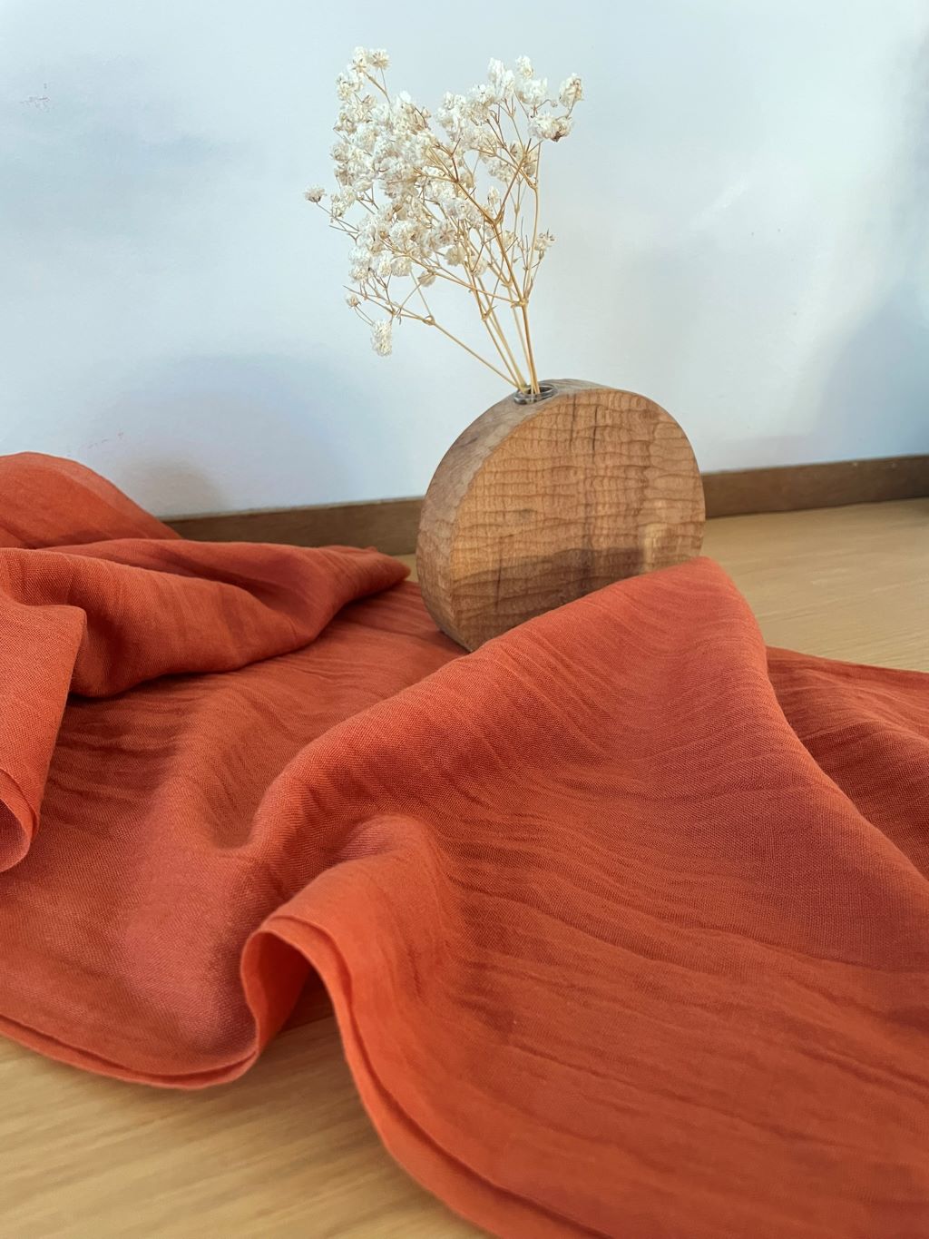 Location chemin de table mousseline gaze de coton terracota Nantes Mariage
