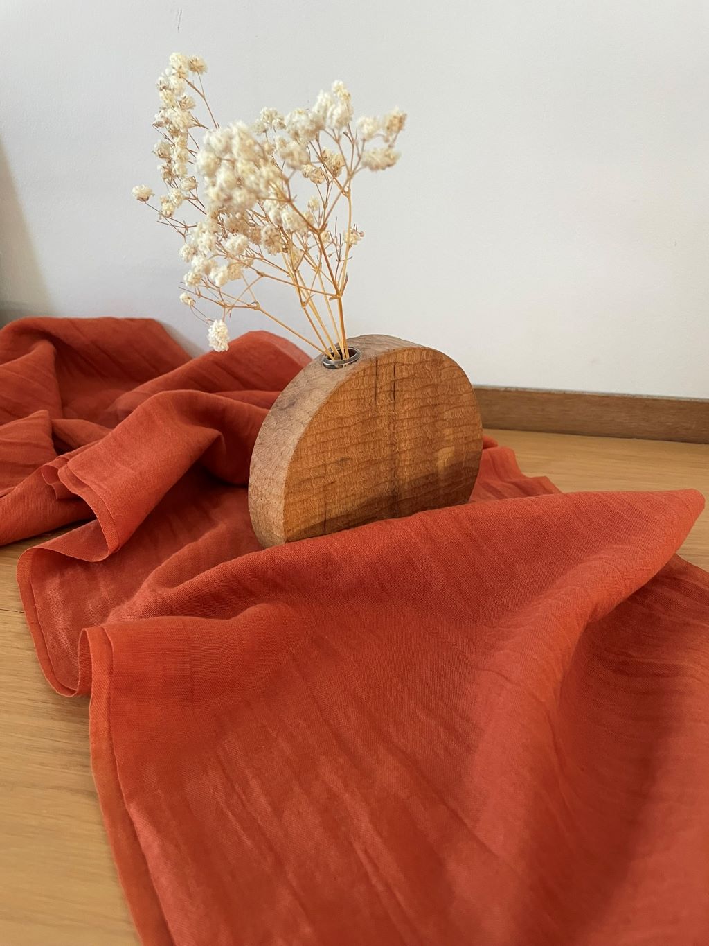 Location chemin de table mousseline gaze de coton terracota Nantes