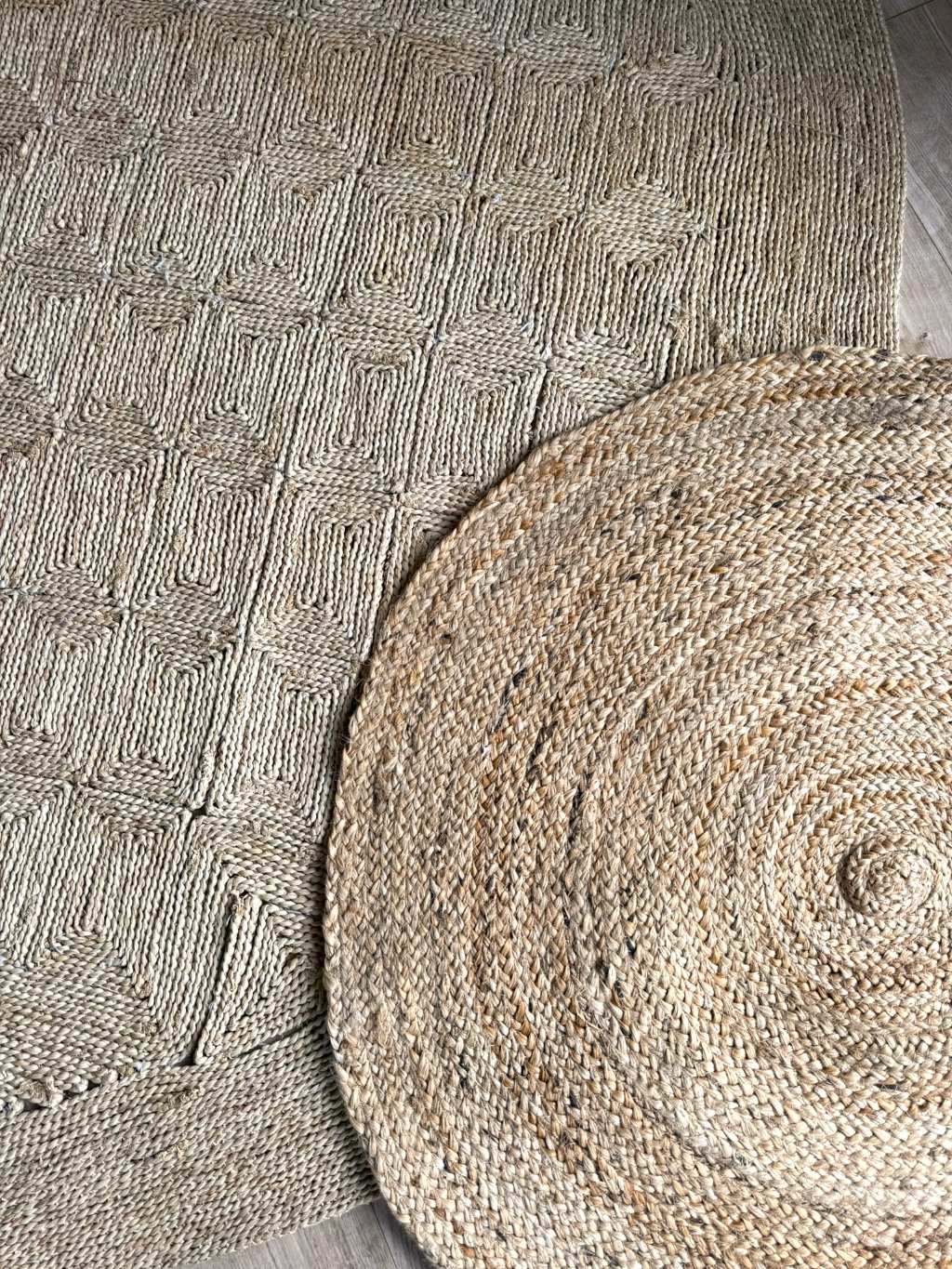 Location tapis rond jute vintage mariage Nantes anniversaire Pays de la Loire