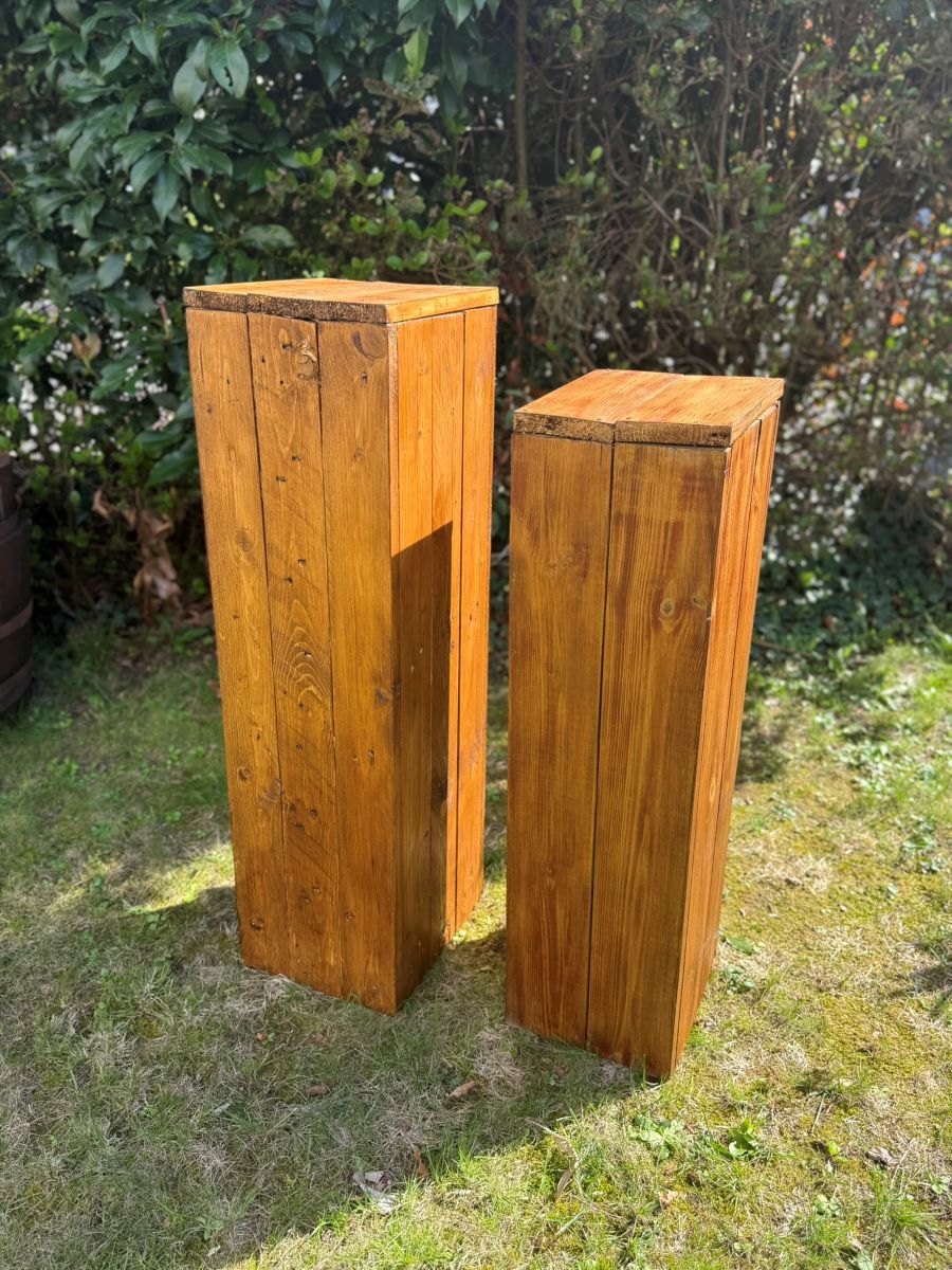 Colonnes bois décoration mariage Nantes location