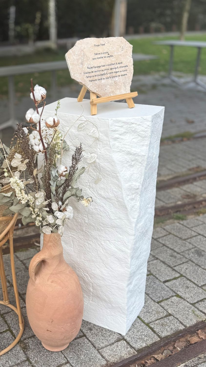 Colonne minéral location décor Nantes